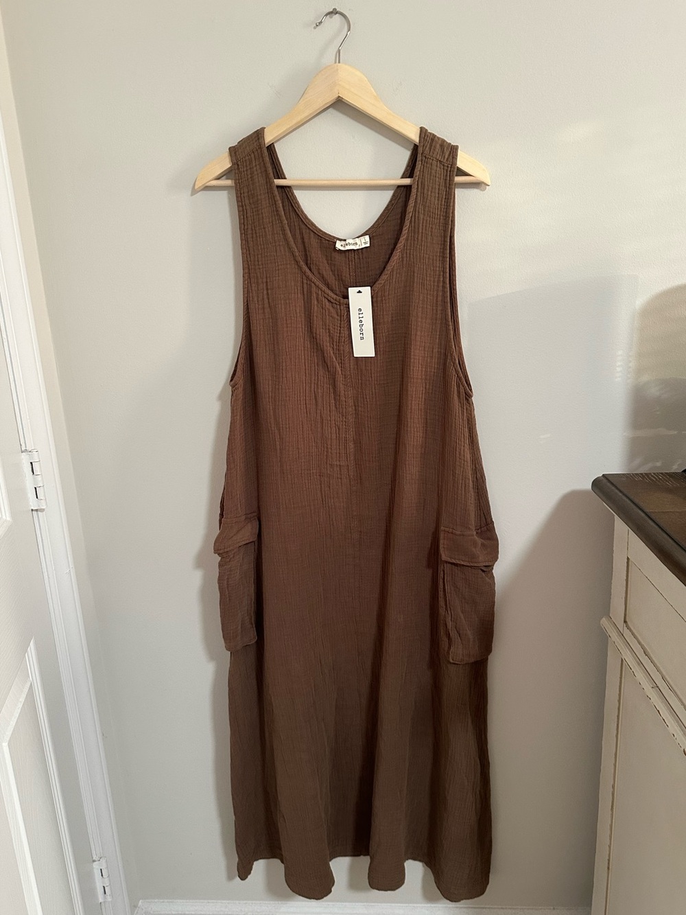 NWT Sleeveless Brown Cotton Maxi Dress with Utility Pockets elleborn - Gauze